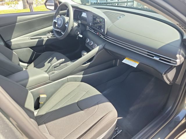 New 2026 Hyundai Elantra SE image 15