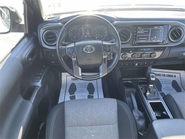 Used 2021 Toyota Tacoma TRD Sport w/ Technology Package image 12