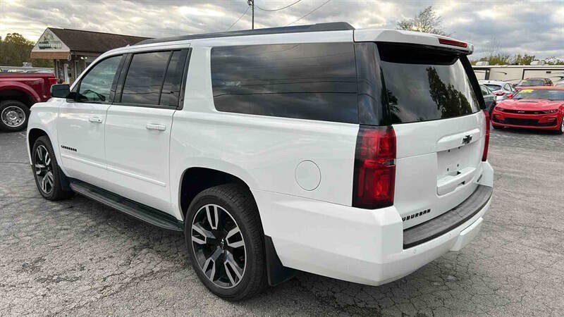 Used 2019 Chevrolet Suburban Premier AWD/4WD image 4