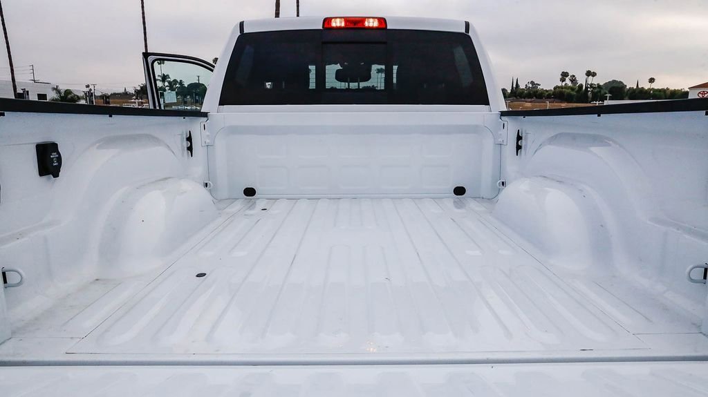 Used 2026 RAM 2500 Laramie AWD/4WD image 30