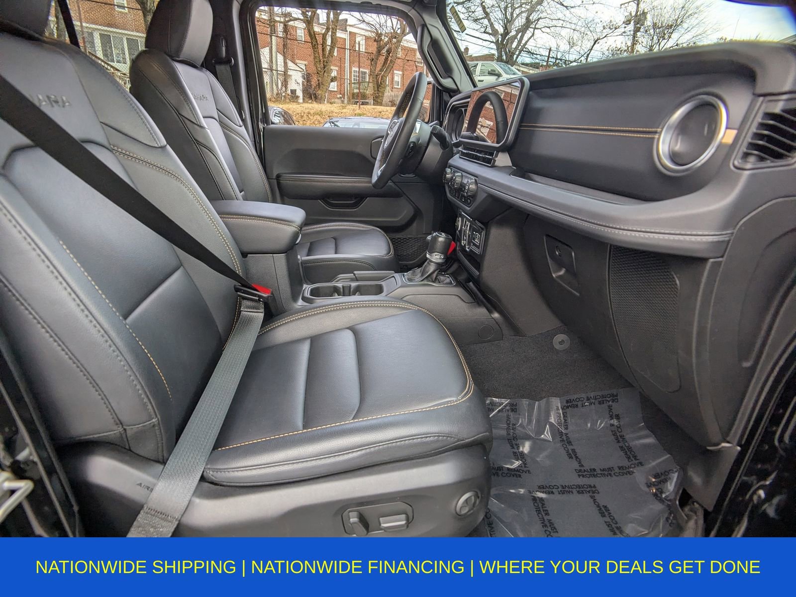 Used 2024 Jeep Wrangler Unlimited Sahara w/ Technology Group image 15