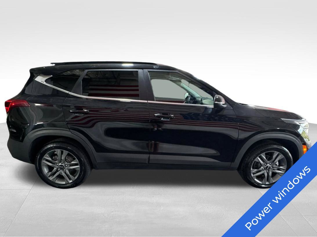 Used 2021 Kia Seltos S FWD image 4