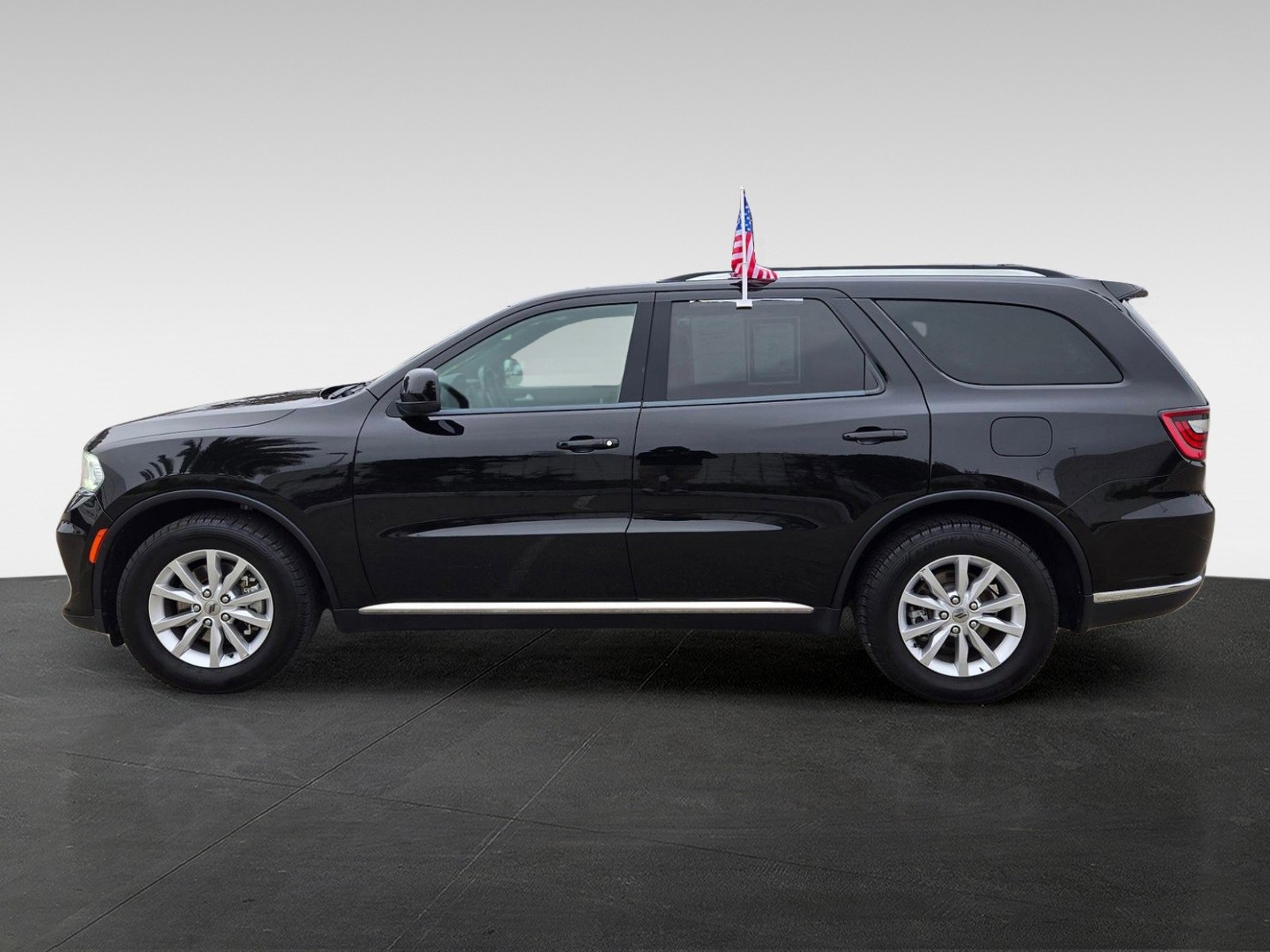 Used 2023 Dodge Durango SXT Launch Edition image 8
