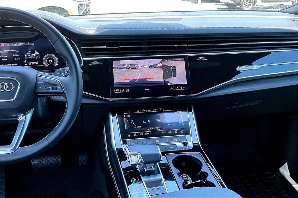 Used 2023 Audi Q8 Premium Plus w/ Premium Plus Package AWD/4WD image 8
