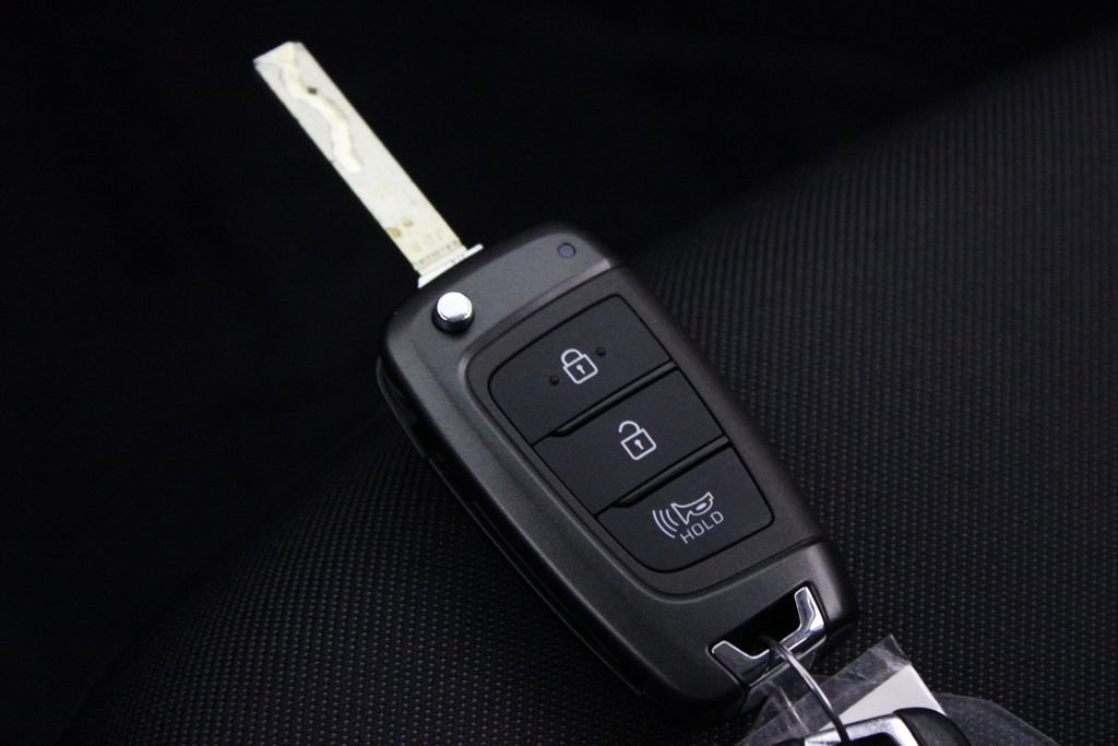 Certified 2024 Hyundai Tucson SE FWD image 28