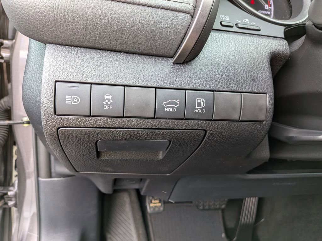 Certified 2022 Toyota Camry LE w/ Carpet Mat Package (TMS) image 13