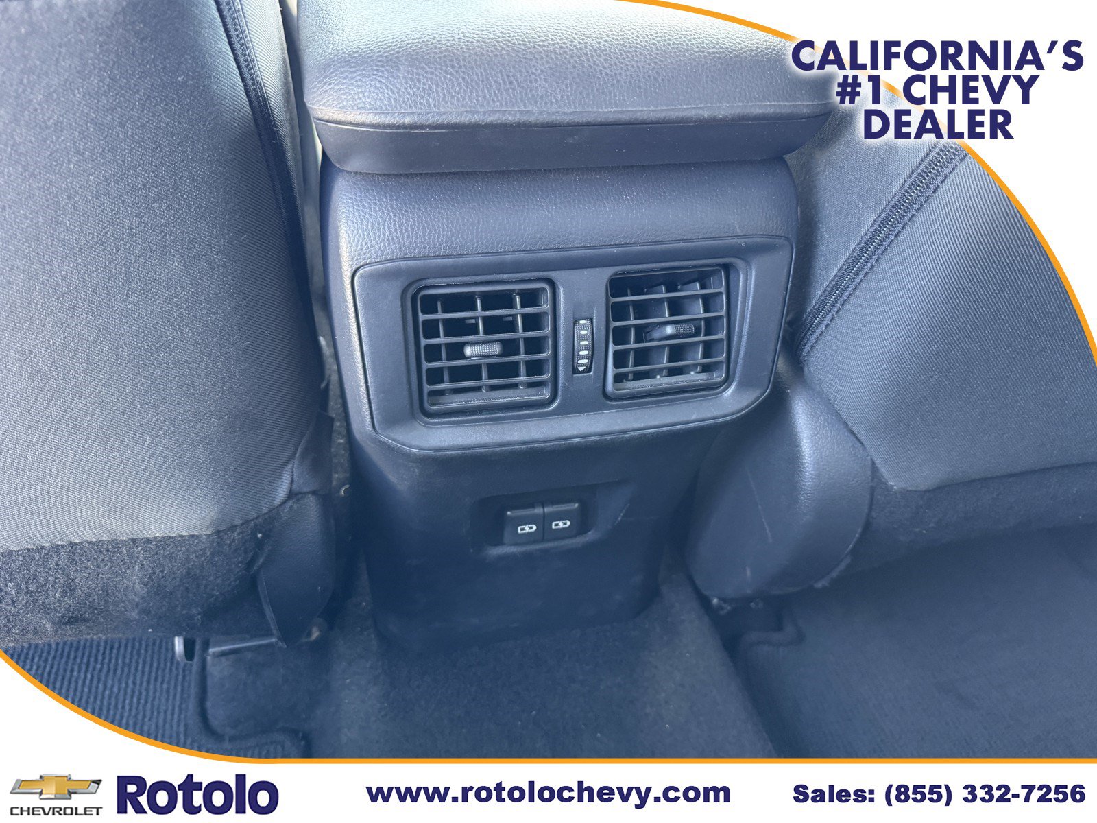 Used 2024 Toyota RAV4 XLE FWD image 15