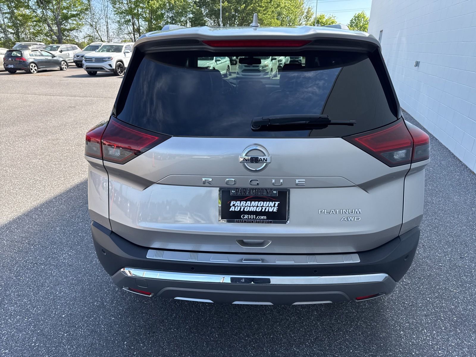 Used 2021 Nissan Rogue Platinum image 6