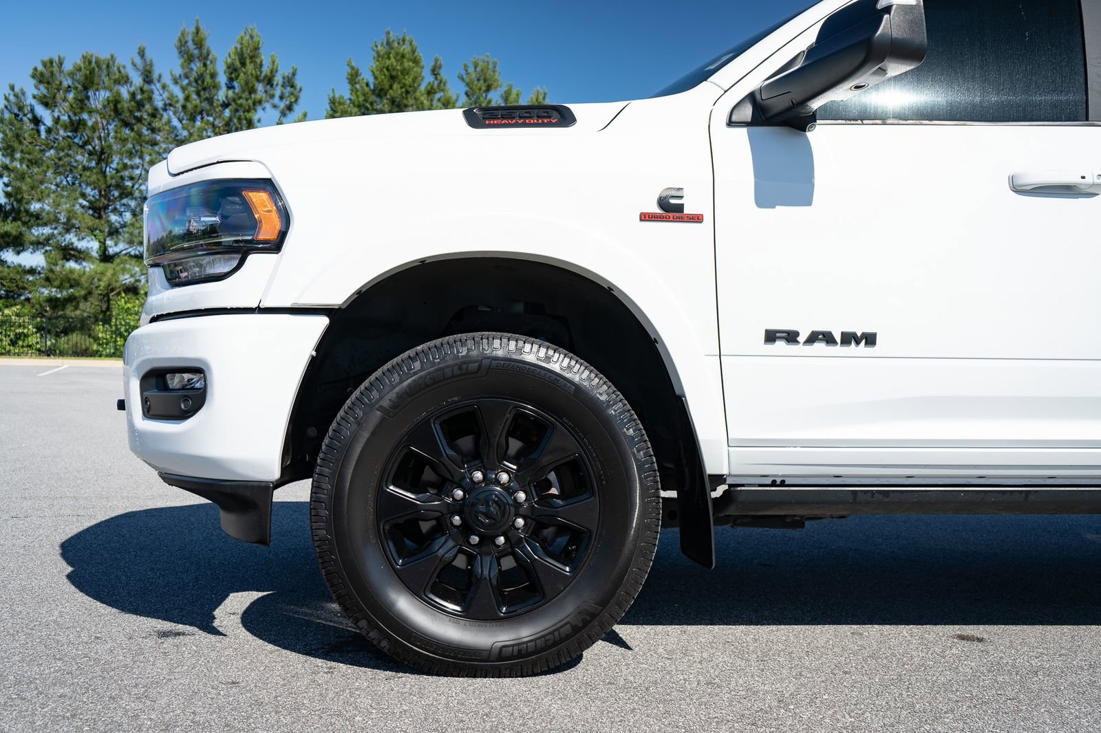 Used 2022 RAM 2500 Limited w/ Safety Group AWD/4WD image 4