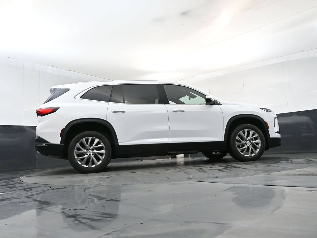 Used 2026 Buick Enclave Preferred AWD/4WD image 24