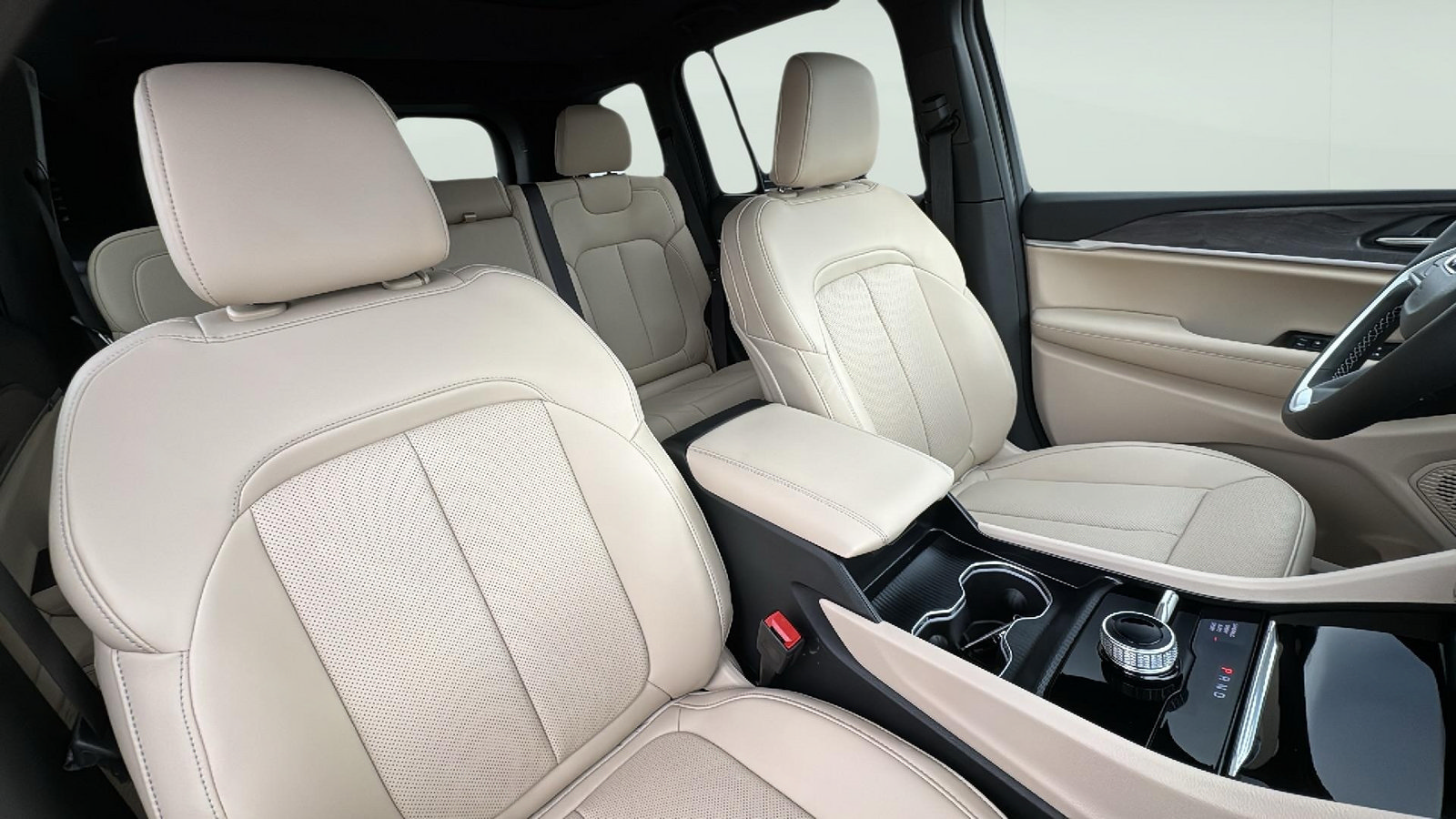 New 2025 Jeep Grand Cherokee Limited w/ Luxury Tech Group II AWD/4WD image 21