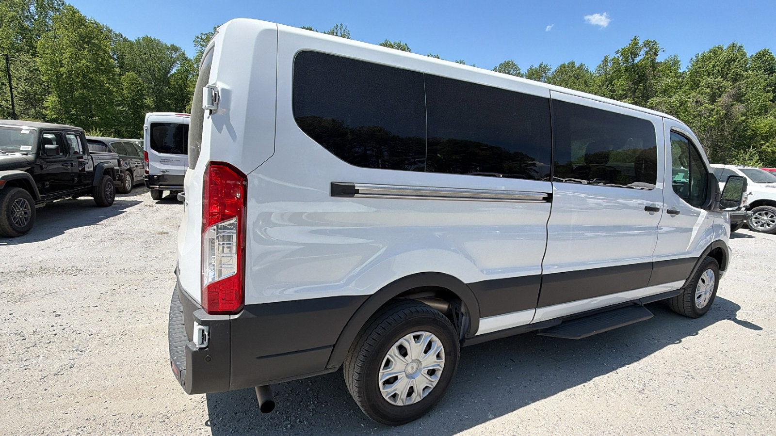 Used 2025 Ford Transit 350 XLT RWD image 8
