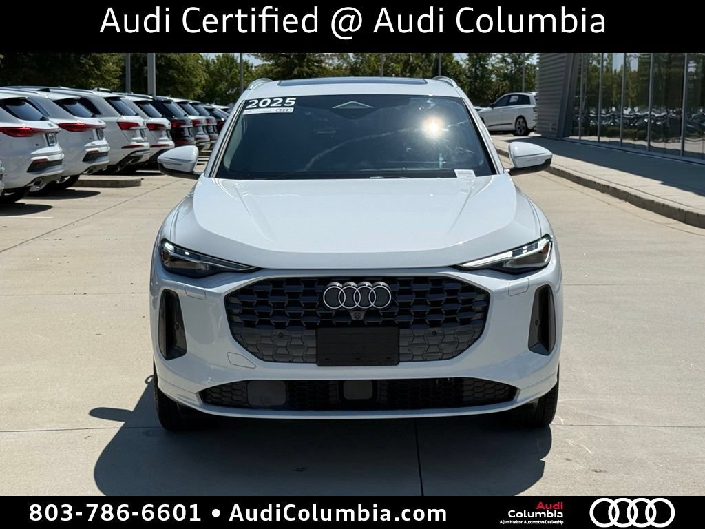 Certified 2025 Audi Q5 Premium AWD/4WD image 8