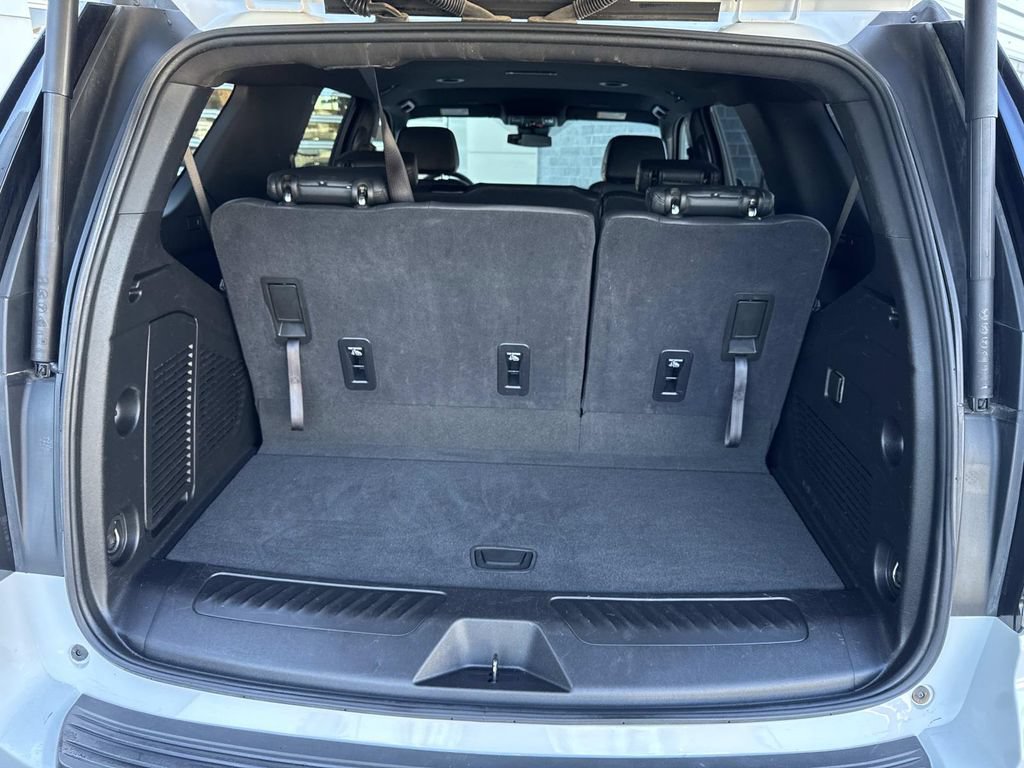 Used 2025 Chevrolet Tahoe LT AWD/4WD image 6