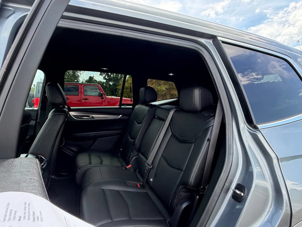 Used 2021 Cadillac XT6 Luxury AWD/4WD image 42