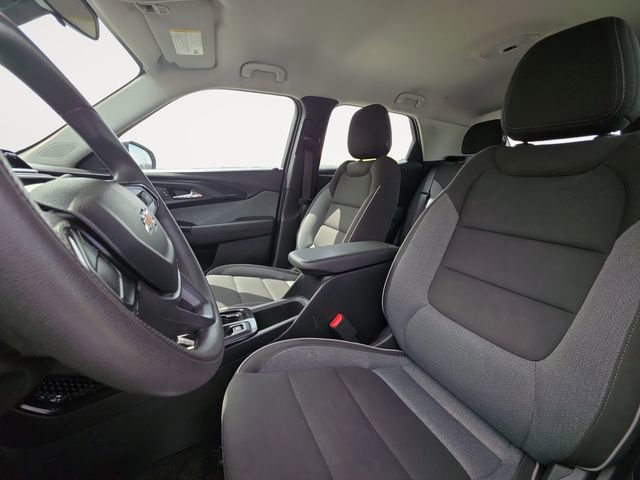 Used 2023 Chevrolet TrailBlazer LS AWD/4WD image 9