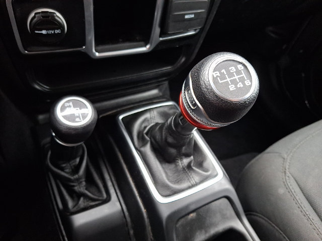 Used 2021 Jeep Wrangler Sport AWD/4WD image 14