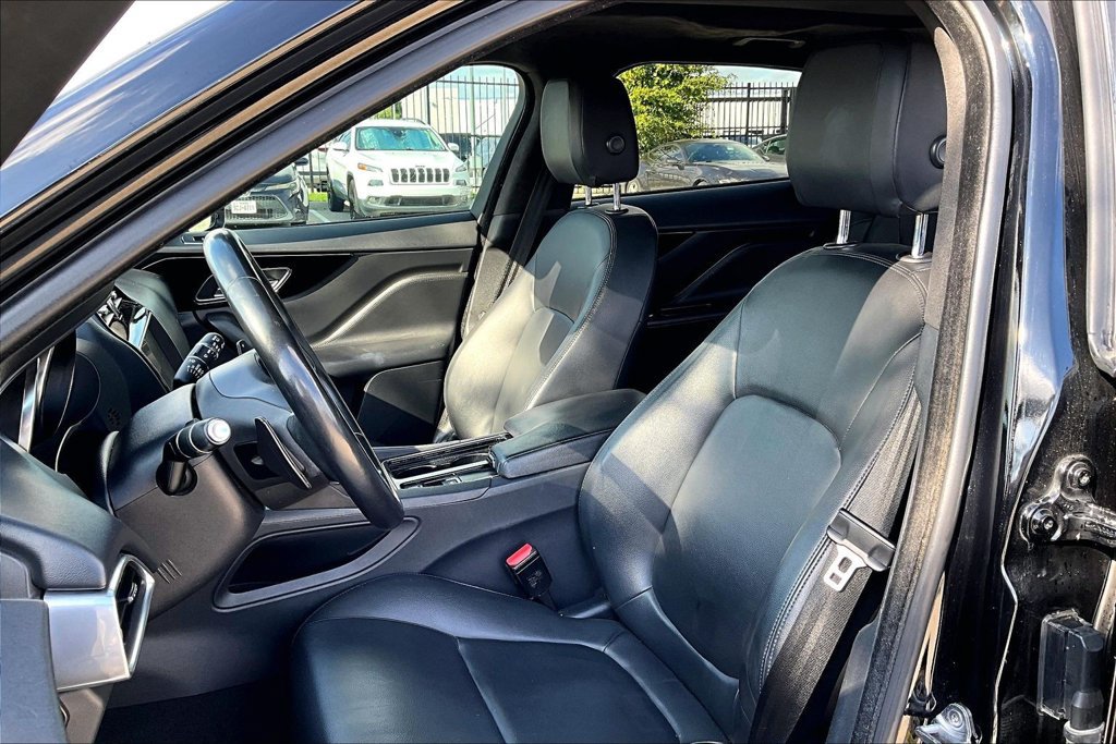 Used 2020 Jaguar F-PACE Premium AWD/4WD image 29