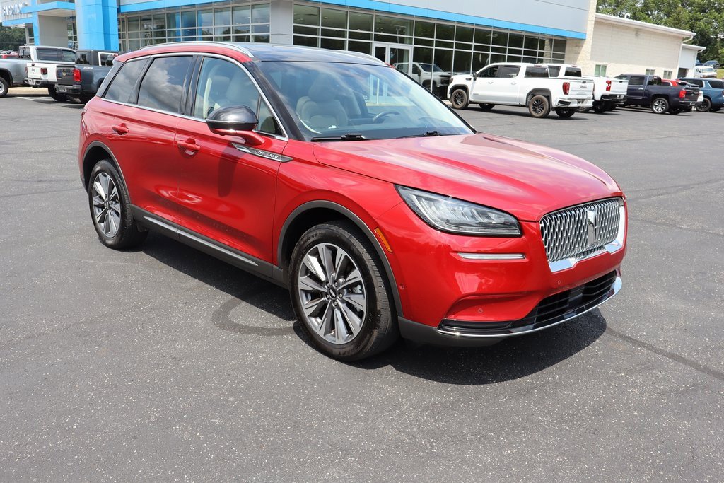 Used 2022 Lincoln Corsair Reserve w/ Equipment Group 201A image 2