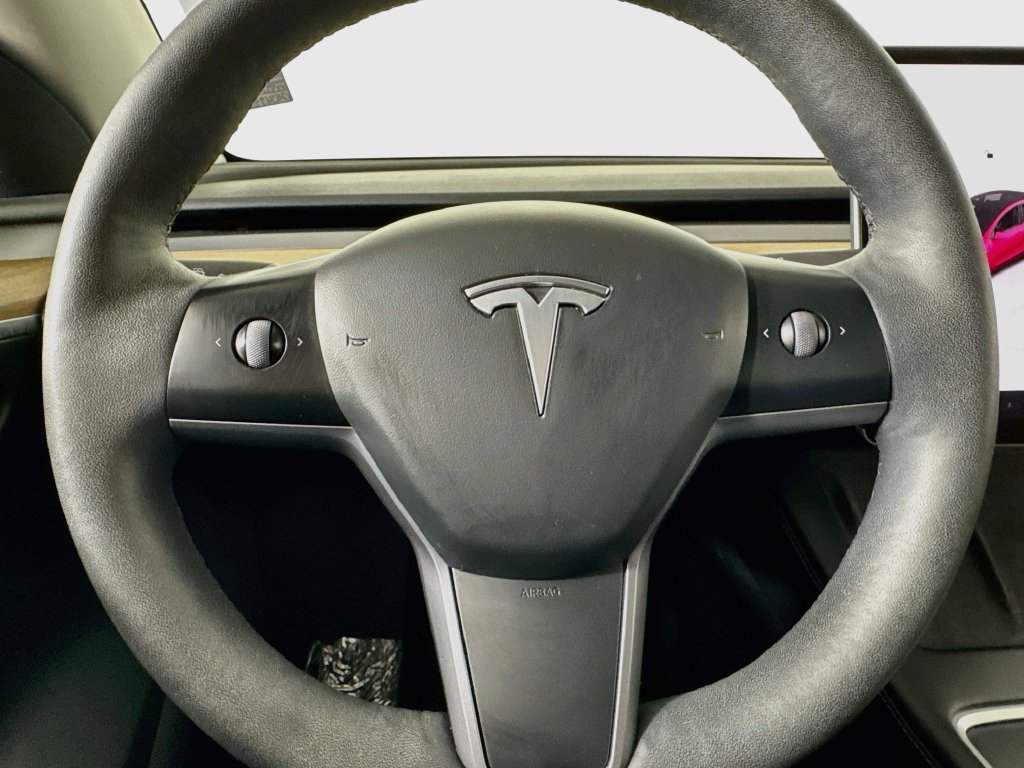 Used 2023 Tesla Model Y Long Range AWD/4WD image 62