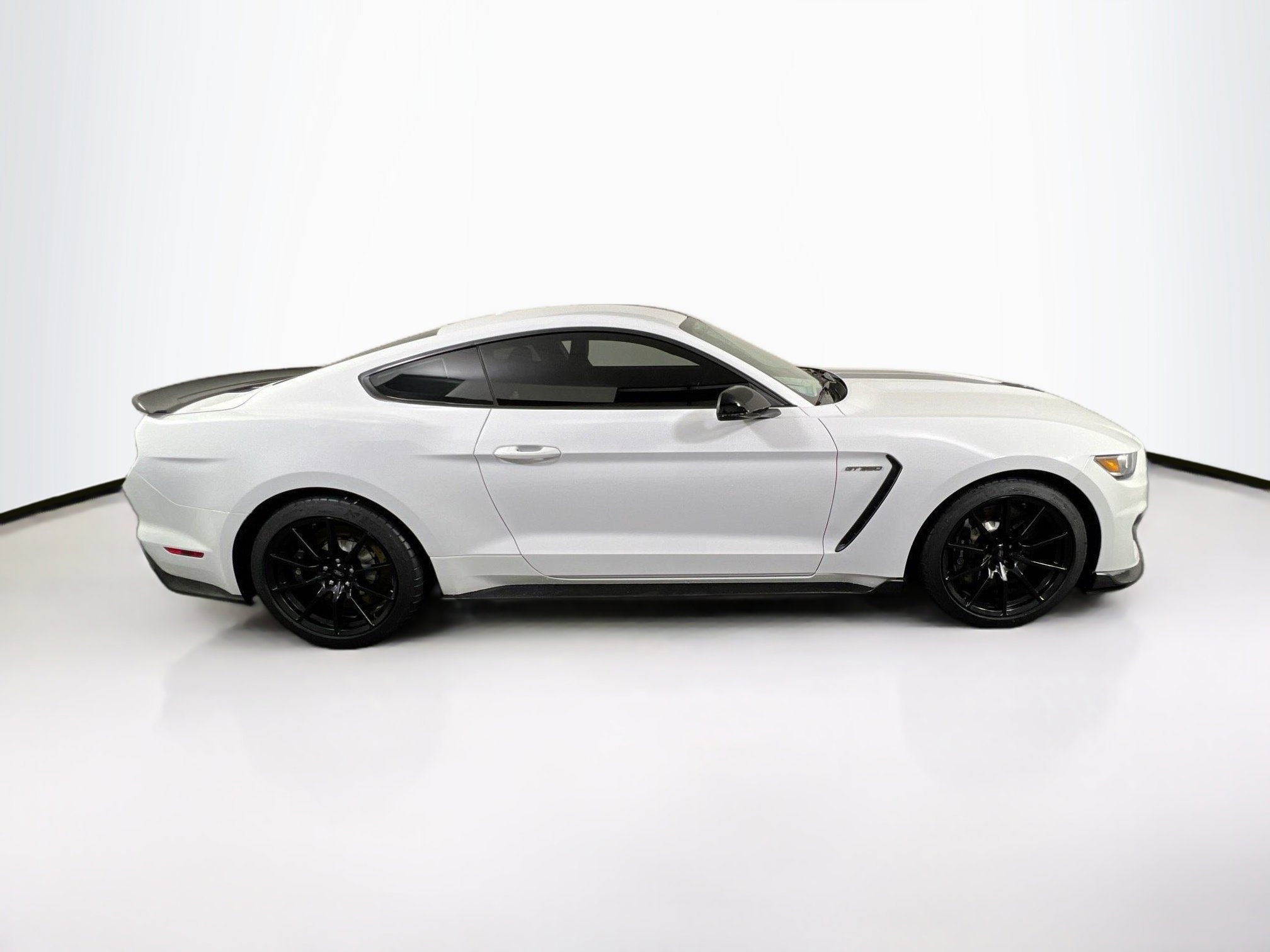 Used 2017 Ford Mustang Shelby GT350 w/ Electronics Package image 4