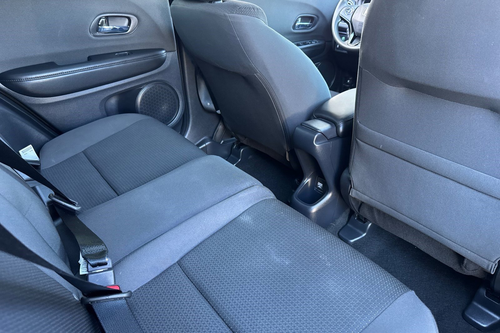 Used 2021 Honda HR-V LX image 29