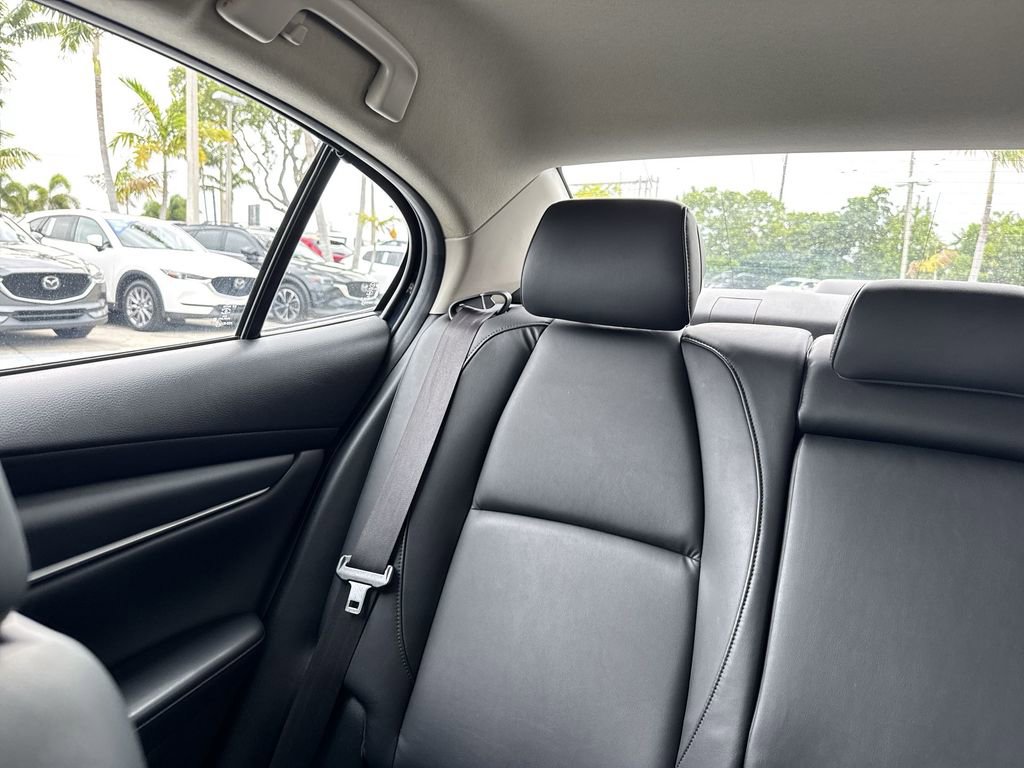 Used 2020 MAZDA MAZDA3 Sedan w/ Select Package FWD image 17
