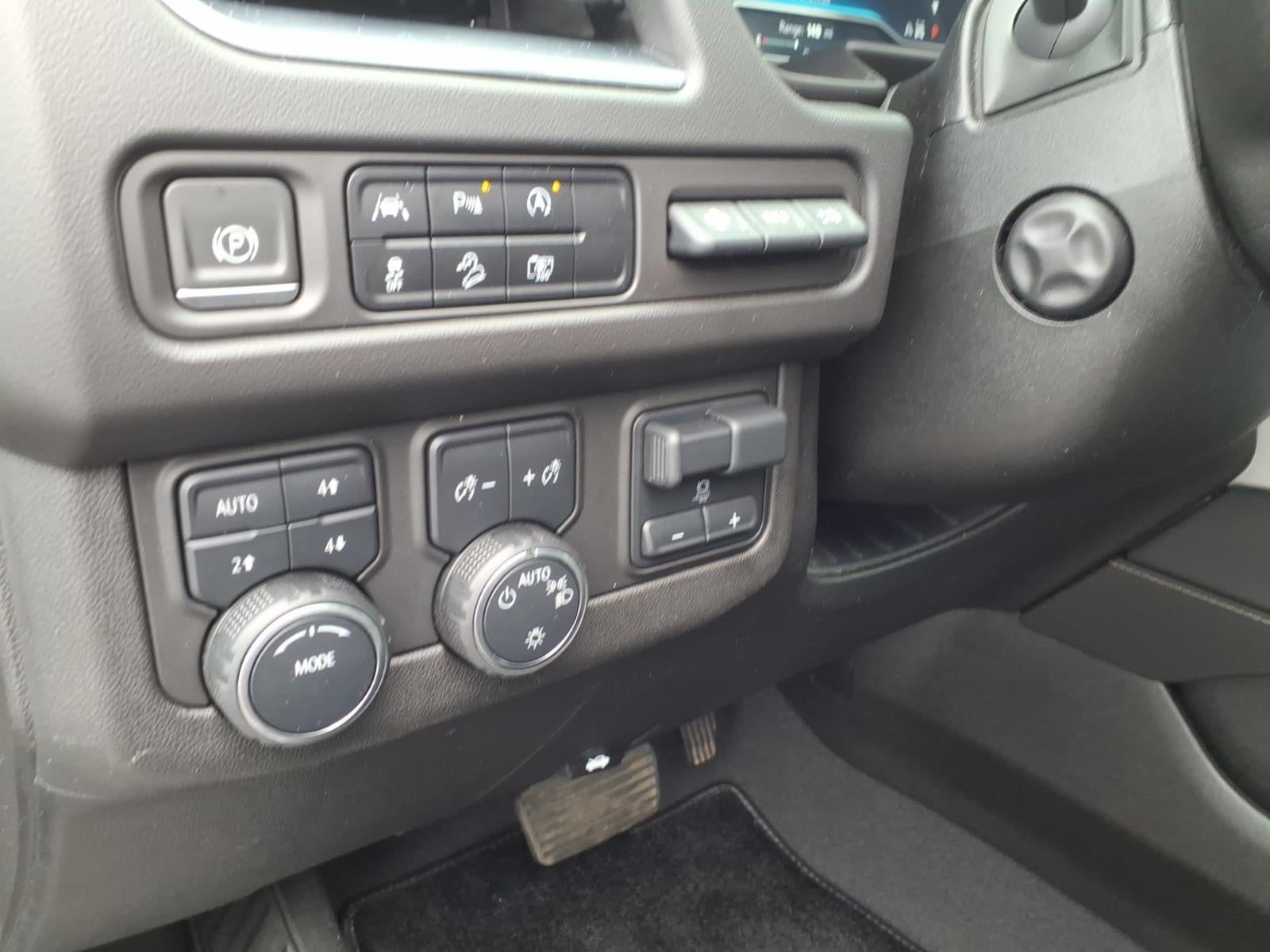Certified 2023 Chevrolet Tahoe Premier w/ Premium Package AWD/4WD image 24