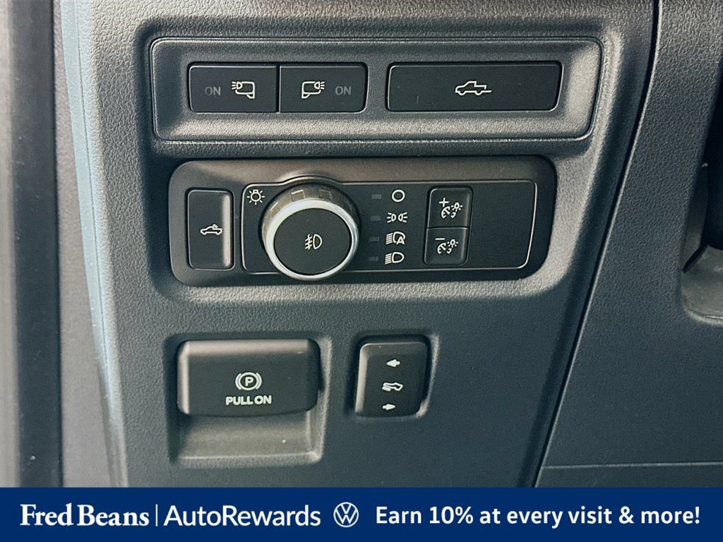 Used 2022 Ford F150 Lariat w/ Equipment Group 502A High AWD/4WD image 14