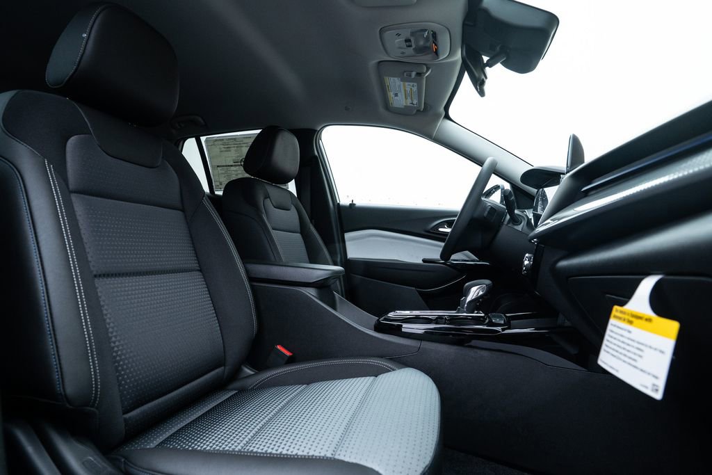New 2026 Chevrolet Trax LT image 14