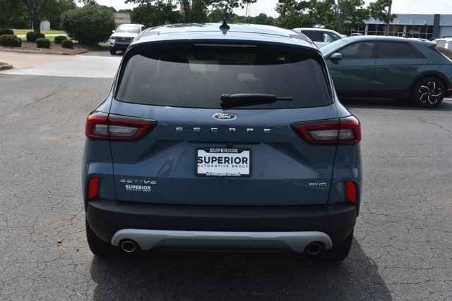 Used 2023 Ford Escape Active w/ Tech Pack #1 AWD/4WD image 6