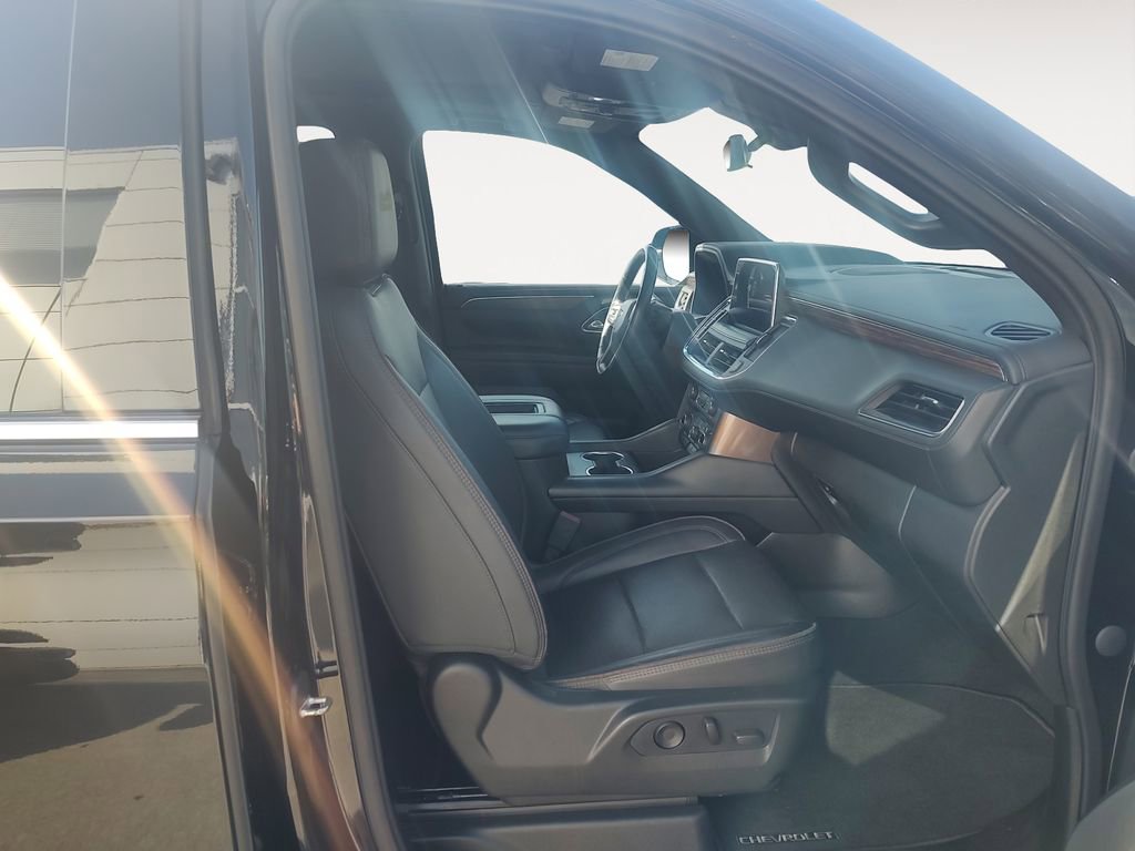 Used 2021 Chevrolet Tahoe High Country AWD/4WD image 15
