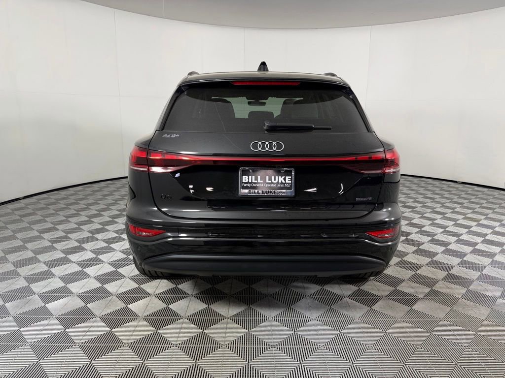 Used 2025 Audi Q6 e-tron Premium Plus w/ Premium Plus AWD/4WD image 7