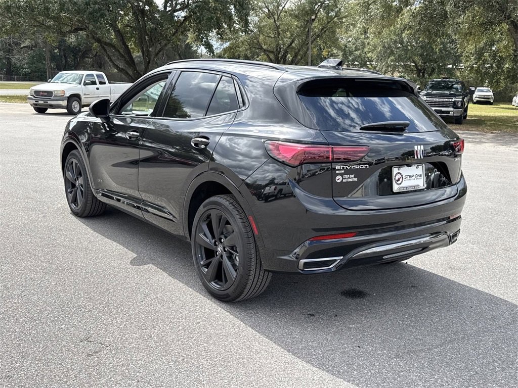 New 2025 Buick Envision Sport Touring image 6