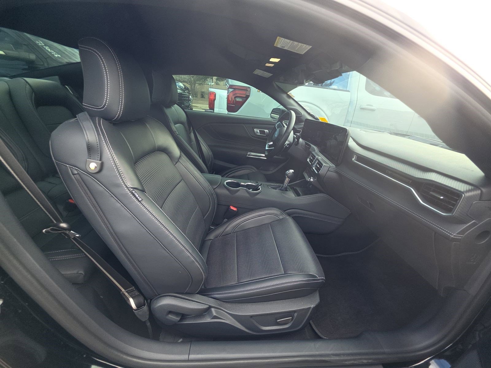 Used 2024 Ford Mustang GT Premium image 15