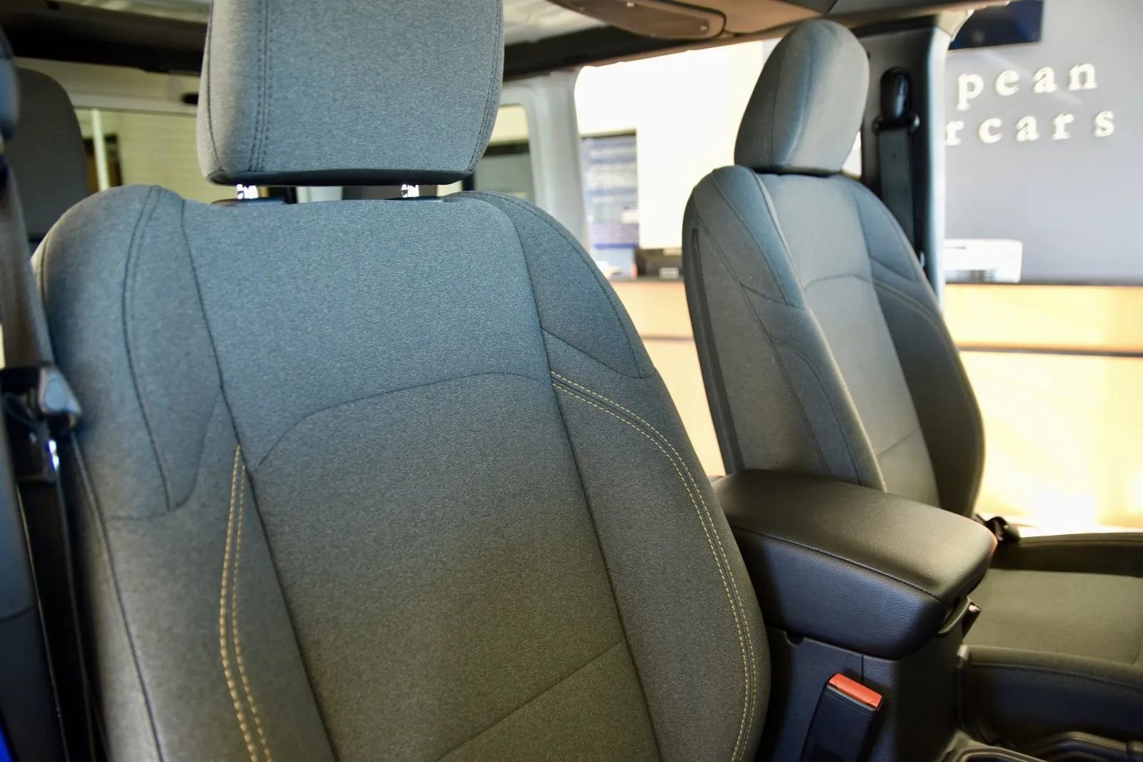 Used 2024 Jeep Wrangler Willys image 25