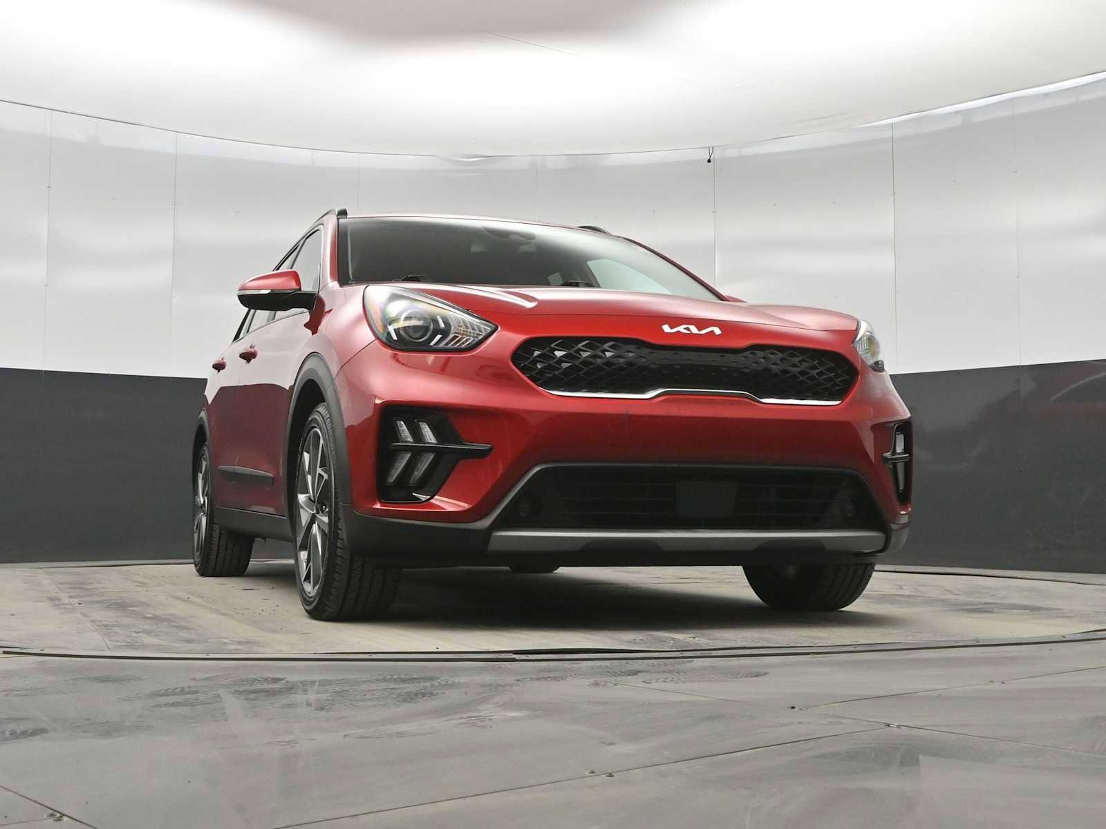 Used 2022 Kia Niro Touring Special Edition image 30