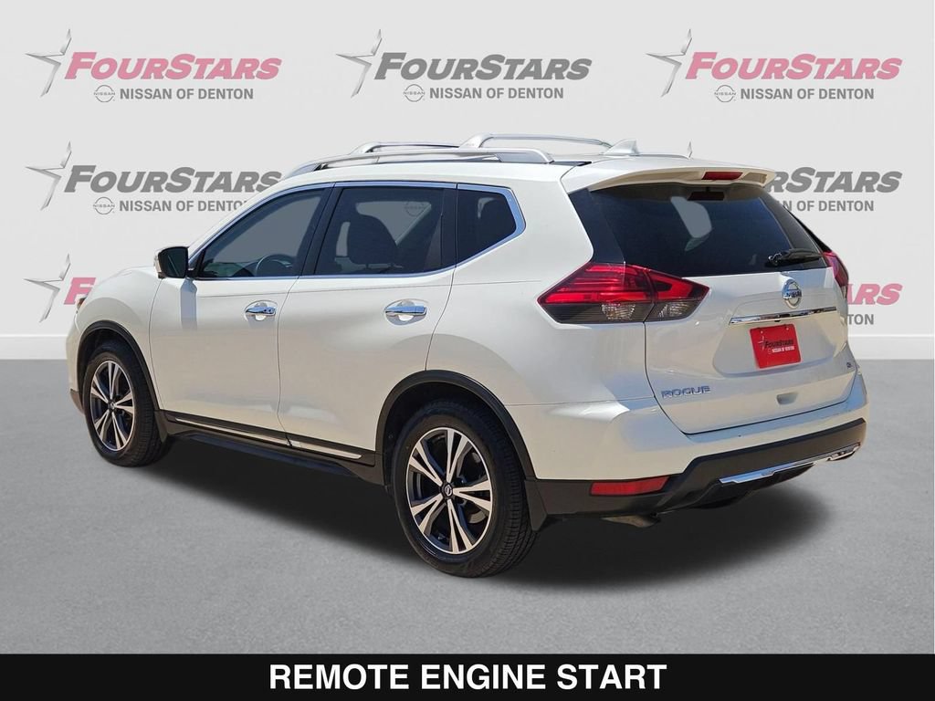 Used 2017 Nissan Rogue SL w/ SL Premium Package FWD image 7