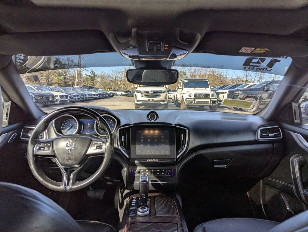 Used 2019 Maserati Ghibli S Q4 AWD/4WD image 39
