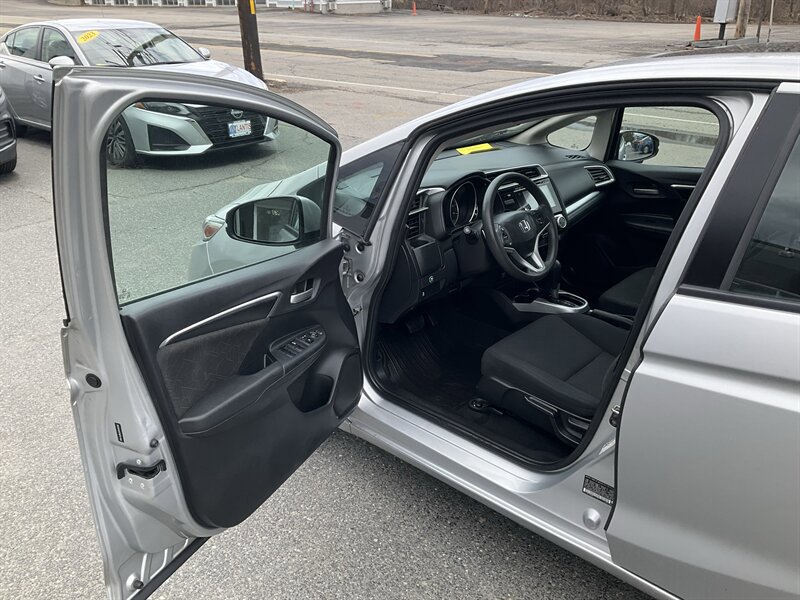Used 2015 Honda Fit EX image 19
