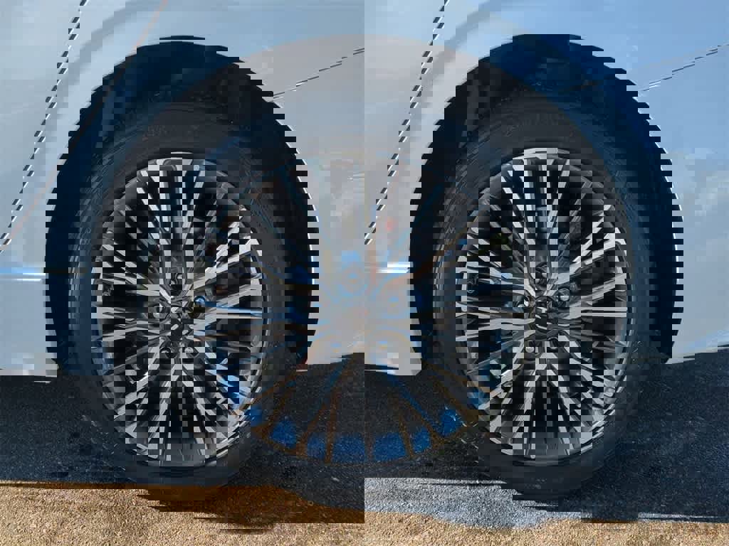 Used 2024 Kia Forte GT-Line w/ GT-Line Premium Package image 6