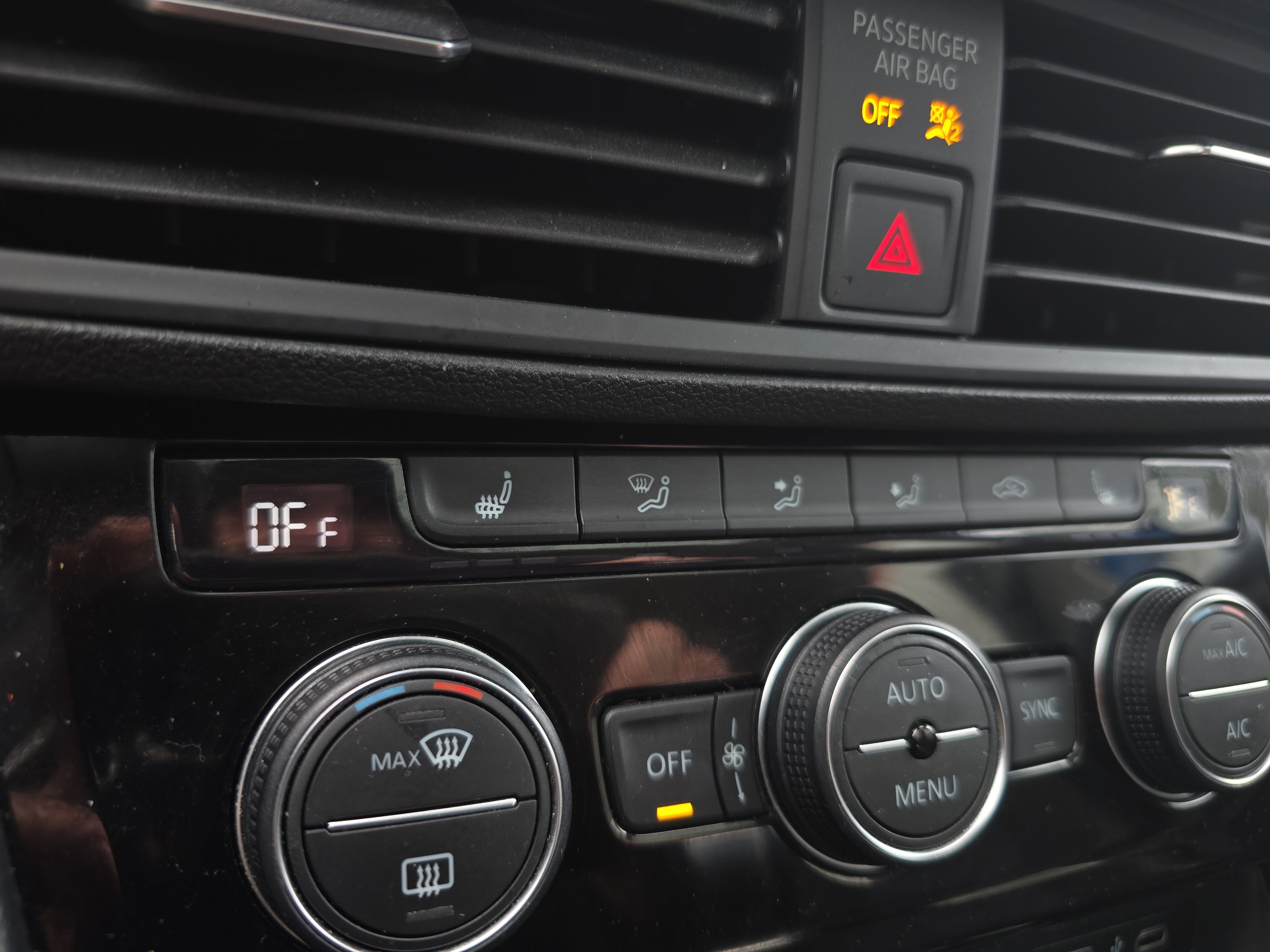 Used 2022 Volkswagen Jetta SE FWD image 29