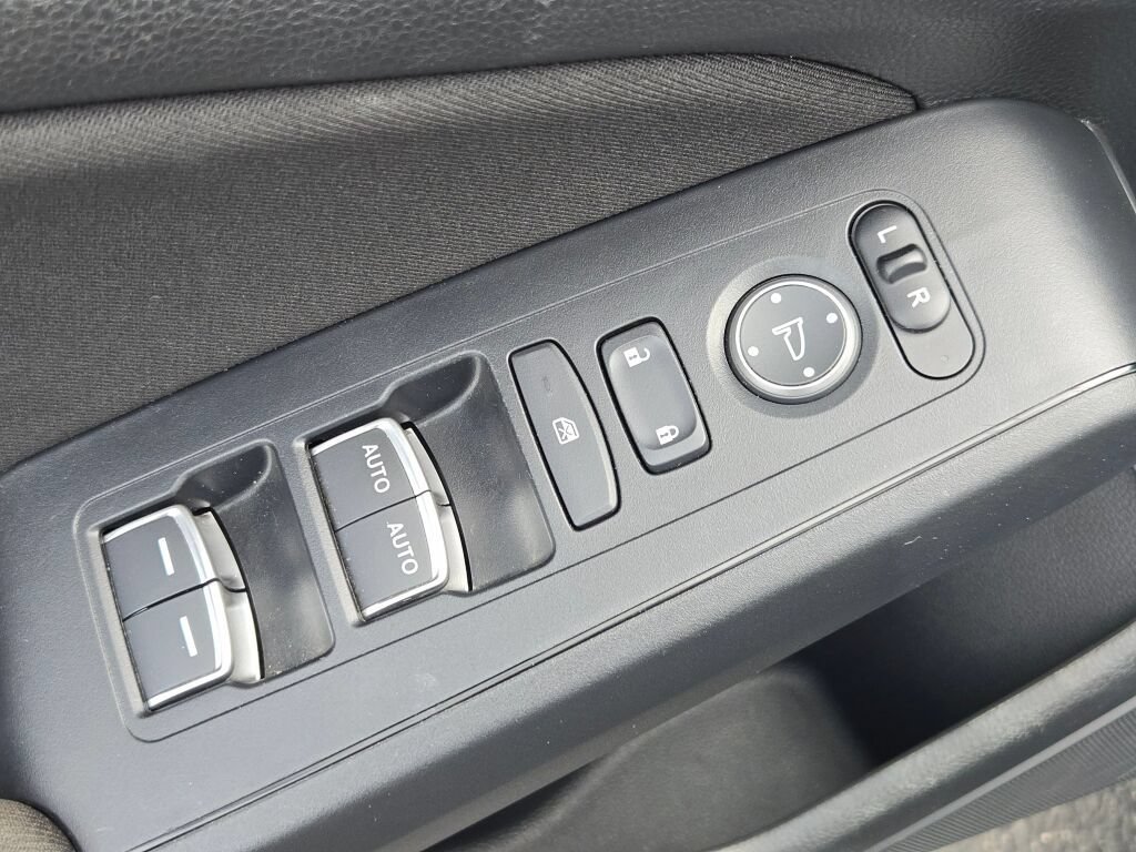Used 2025 Honda Civic Sport image 24