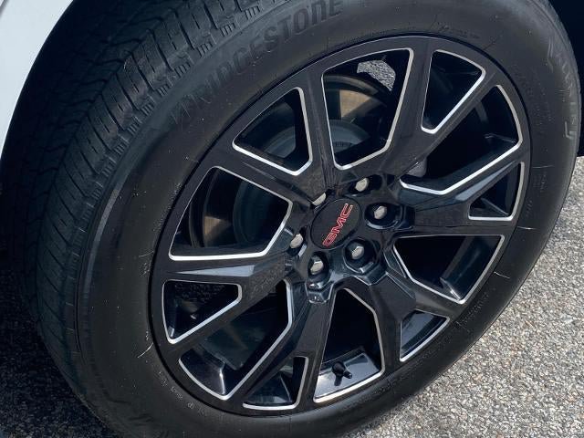 Used 2024 GMC Yukon Denali w/ Denali Reserve Package AWD/4WD image 30