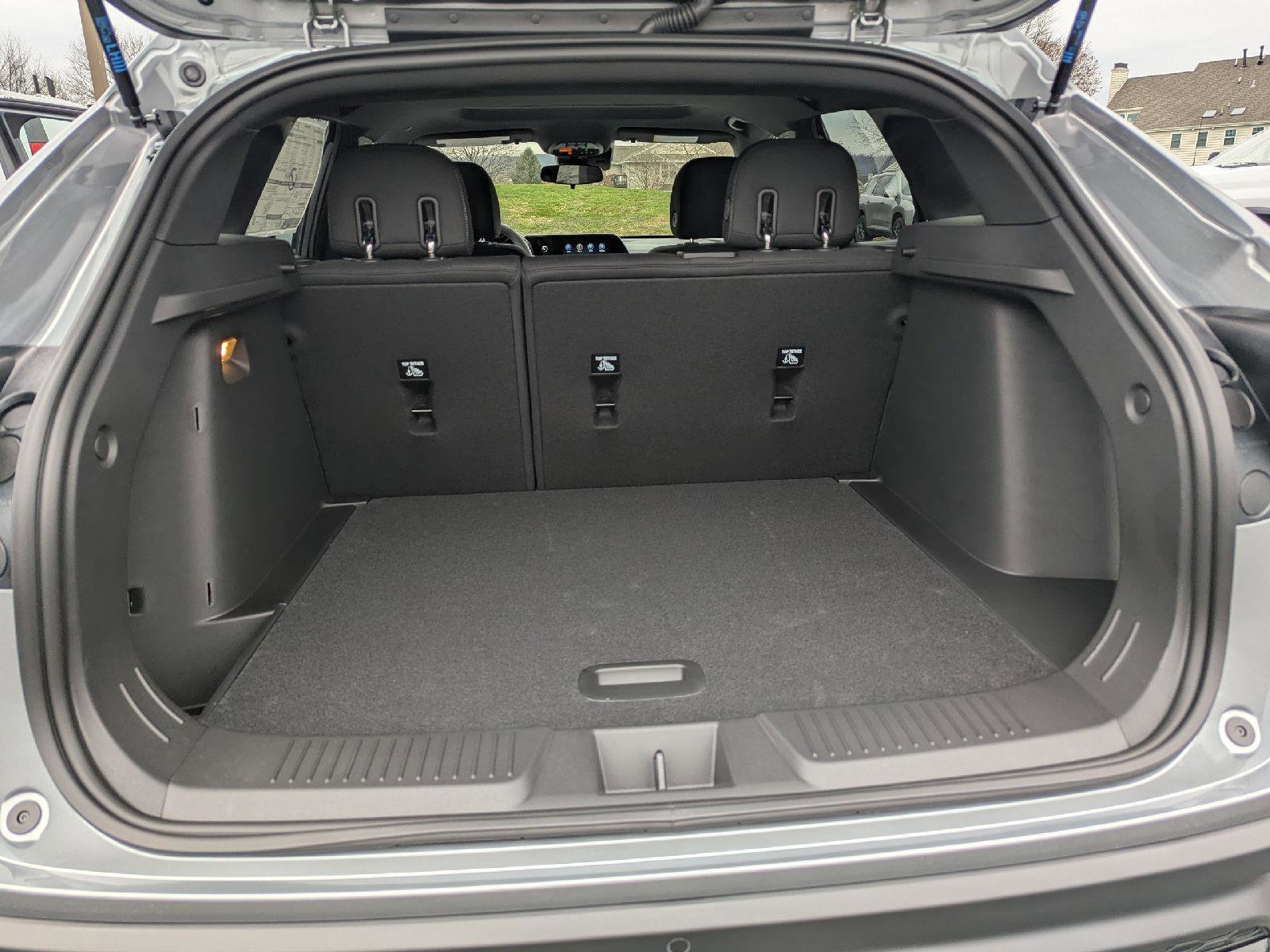 New 2026 Chevrolet Trax RS w/ Sunroof Package image 40