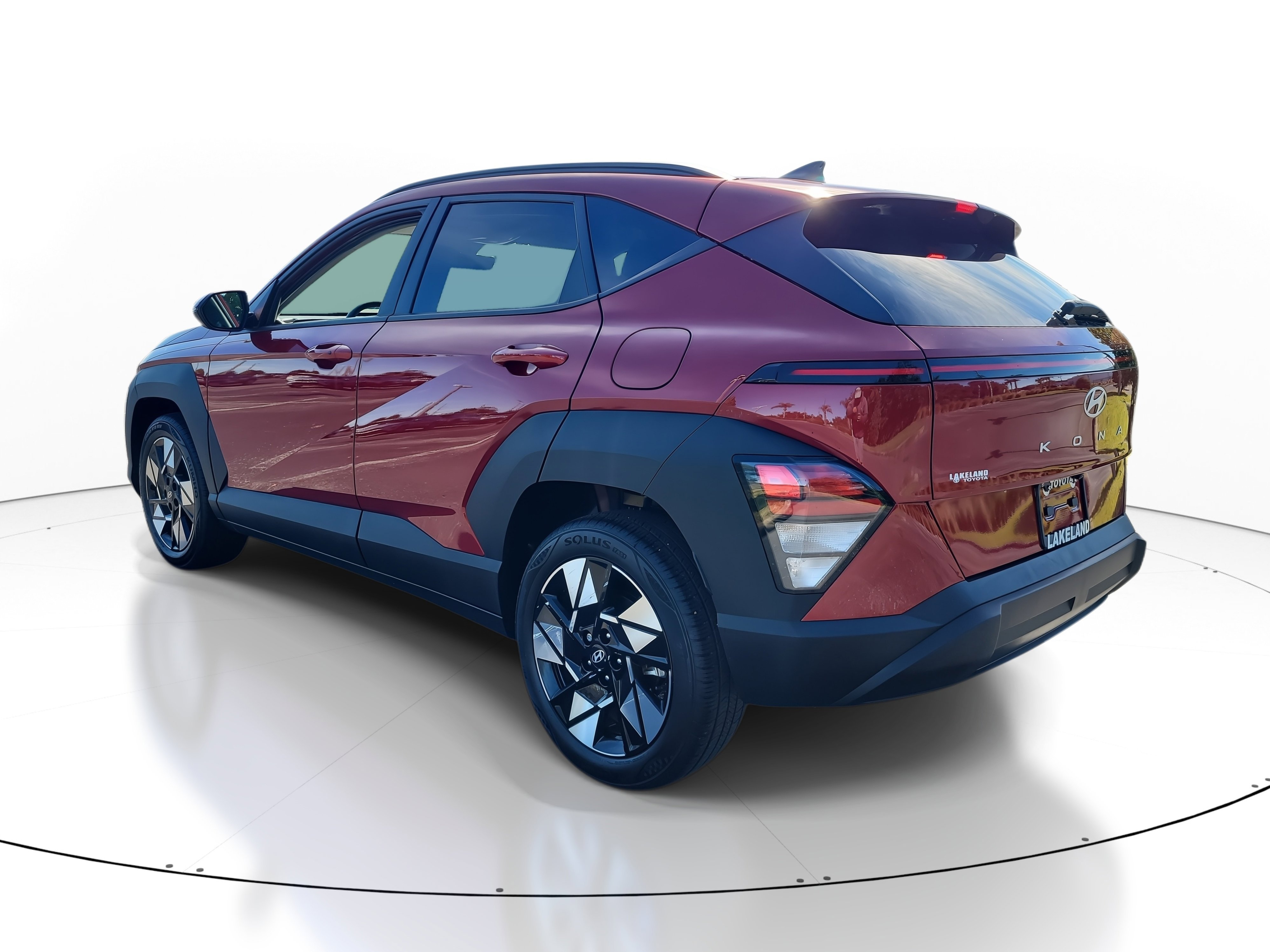 Used 2024 Hyundai Kona SEL image 7
