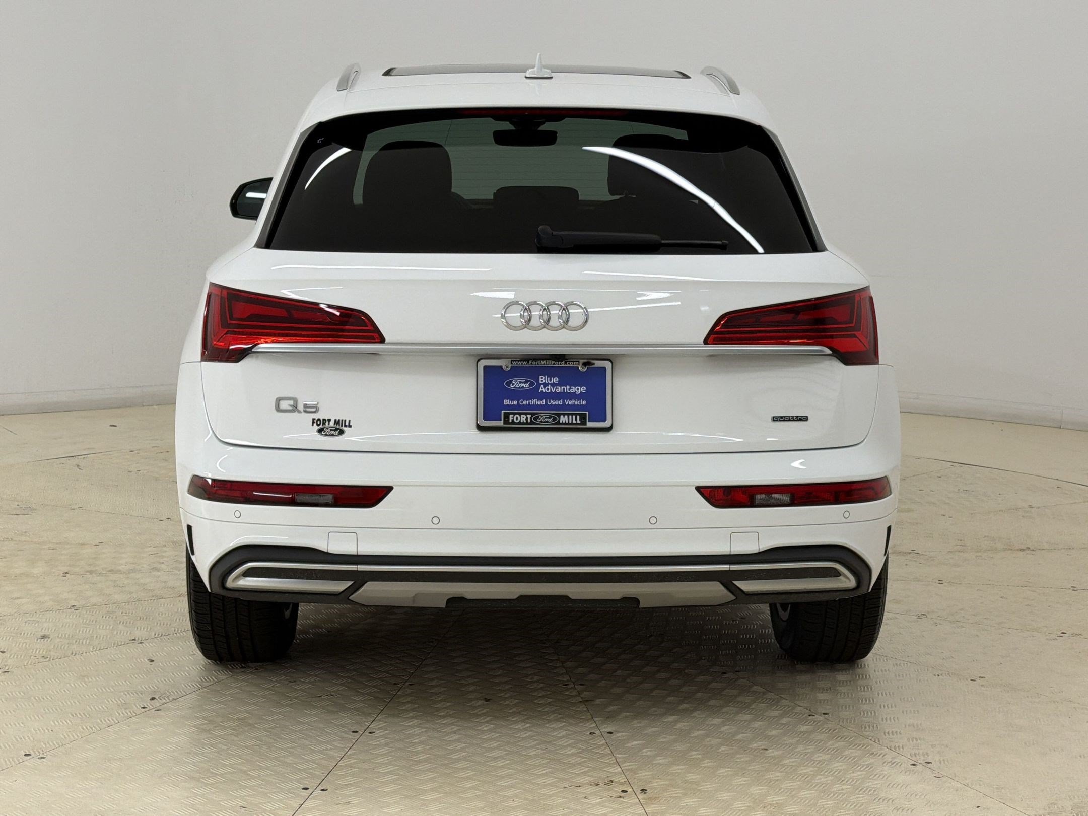Used 2023 Audi Q5 2.0T Premium w/ Convenience Package AWD/4WD image 10