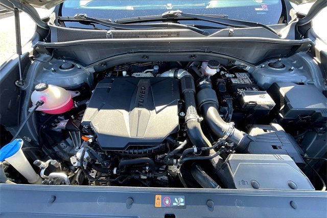 Used 2023 Hyundai Santa Fe Limited image 9