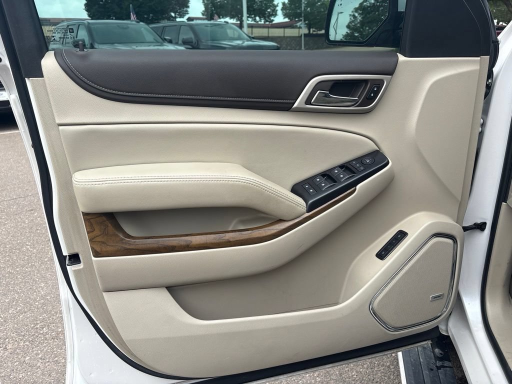 Used 2019 GMC Yukon Denali w/ Denali Ultimate Package AWD/4WD image 9