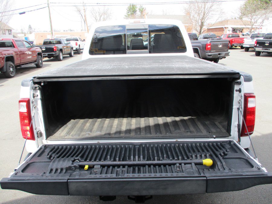 Used 2015 Ford F350 Lariat image 8